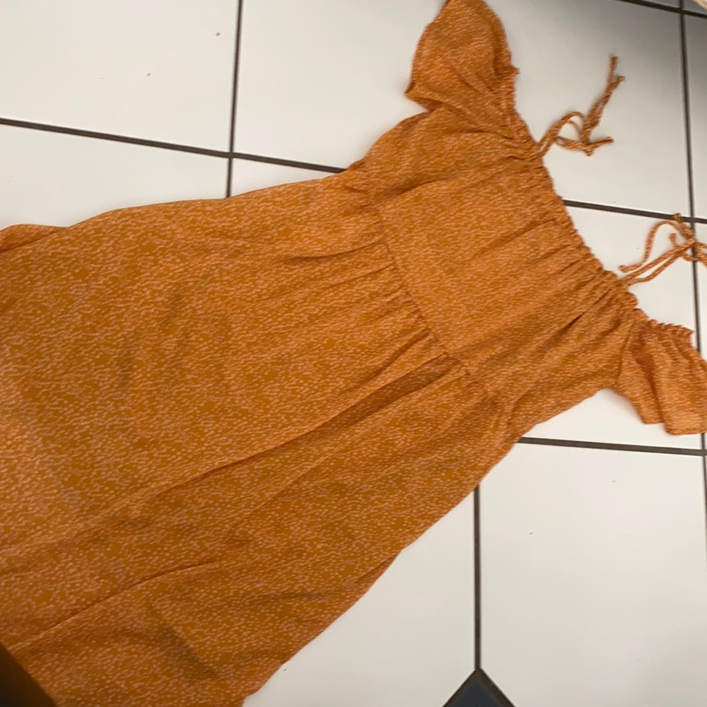 Off shoulder dress Sz M